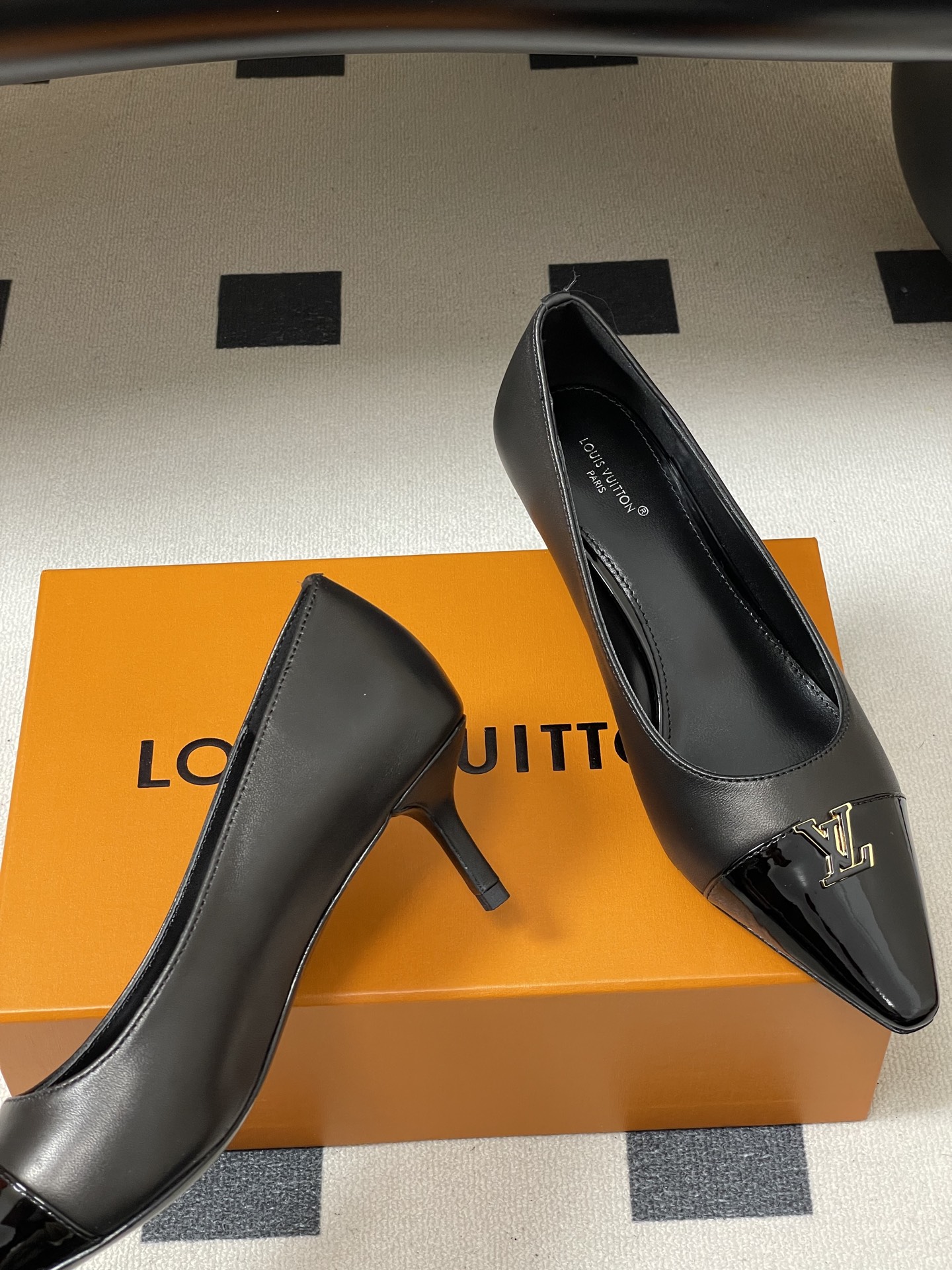 Women's high heels